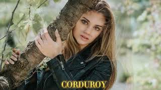 Amelia - Corduroy