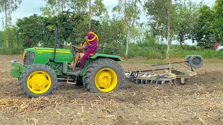 4x4 Benefit John Deere 5210 Gear Pro With 20 Disc Harrow Full open