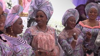 OLORI MARIAM LAWAL DANCE GORGEOUSLY AS  LAOLU GBENJO SERENADE HER AT MAMA FLORENCE FOLAWE BURIAL.