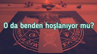 Hislerimden şüpheleniyor mu? Onun da bana karşı hisleri var mı? İlişki yaşamamız mümkün mü?