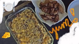 SUPER BOWL CHICKEN WINGS AND CHEEZZZYY NACHOS WITH HAMBURGER