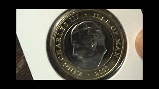 Video 1069 and 1065 - IOM £2 coin x 2