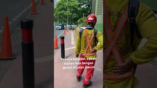 Bekerja keras lah supaya punya garasi di jalan umum