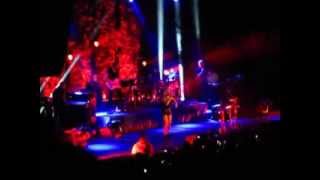 Ellie Goulding - "My Blood" (Hollywood Palladium 02/12/13)