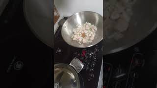 Wok With Grei Cooking Demo # 13 - Pancit Canton Graham's Style Part 1 - Kapampangan groove enjoy! :-