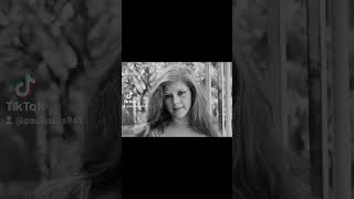 KIRSTY MACCOLL 10 OCTOBER 1959 TO 18 DECEMBER 2000 AGE 41 THE YOUNG LADY WAS IN THE BAND THE POGUES