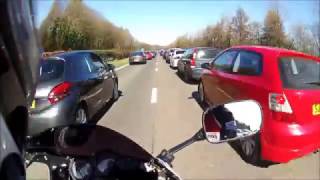 CBR 900RR Filtering through traffic