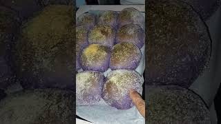 HOMEMADE SOFT AND FLUFFY CHEESY AND UBE PANDESAL #pandesal #shorts