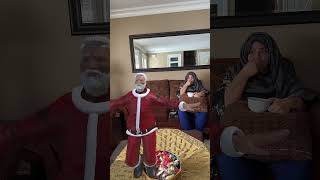 Santa Claus dancing to Shik Shak Shok😂🤦‍♀️ #shorts