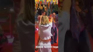 Virgínia  mostra a festa   do leo que faz 61 anos.  #shorts