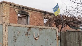 У зруйнованому селі на Харківщині волонтери будують з нуля 5 будинків: на якому етапі проєкт