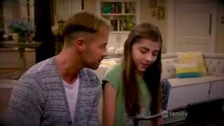 Melissa & Joey: Joe and Dani SINGING