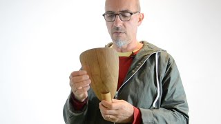 Venetian Tradition in Every Breeze: Fan by Lorenzo Palmieri