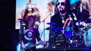 Ace Frehley "2 Young 2 Die" LIVE at The Bomb Factory 2-28-16