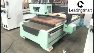 pneumatic 4 spindles CNC router showing