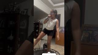 Desafio do karatê em casa com minha mãe #karaoke #karoake #musica #challenge