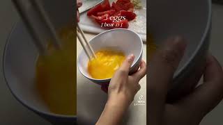 Let’s Make Tomato Egg Stir-fry / 蕃茄炒蛋