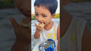 Cute baby Jhim Eating Patato and Enjoying #jhim #jhimbd #cute #cutebaby #baby #cutebabygirl