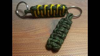 Paracord keychains. Nøgleringe lavet af 4 mm faldskærmsline. Til det ene bruges paracordnål.