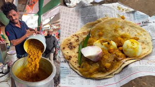 Most Honest Man Selling Paratha & Aloo Dum in Kolkata | Indian Street Food