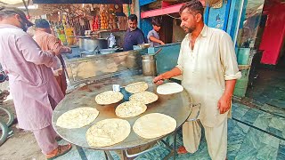 BAHAWALPUR Street Food ! Sada Paratha ! Pakistan Food