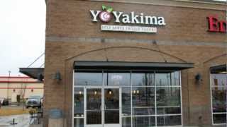 Yakima Chamber - Yo Yakima Ribbon Cutting