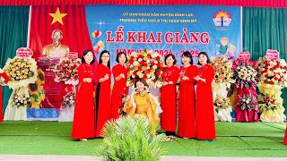 NGHỀ GIÁO TÔI YÊU - Cô giáo Thu Hà Trường Tiểu học B Bình Mỹ.