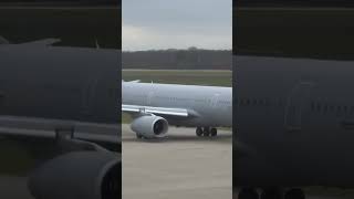 Plane taxing