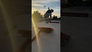 Fakie heelflip to flat #skateboarding #skateboard #skate #shorts