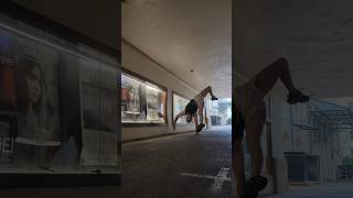 In shape | Handstand Challenge #calisthenics #fitness #acrobatics #shorts #workout