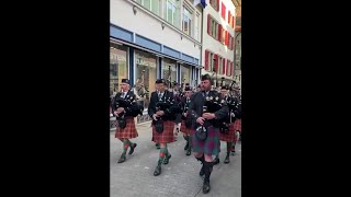 "Green Hills of Tyrol" am Trummle Bummle in Zürich 2022 / Zurich Caledonian Pipe Band