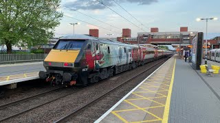 LNER class 91, 91111 calls at Stevenage southbound - 27/05/21