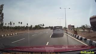 Innova driver changing track carelessly | Bad Drivers | Lane Discipline