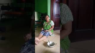 emak adalah ibu