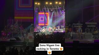 Sonu Nigam live concert in #toronto . Aisa Pehli  baar hua hai. #sonunigam #liveconcert #trending