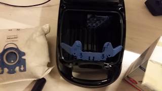 Miele S8 vacuum bag change