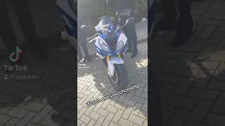 BMW S1000RR OR YAMAHA R1 let’s debate