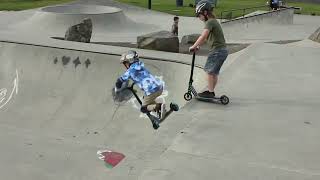 Ozzy’s first edit #6yearsold #nitrocircus #scooter #sponsorme #tricks #grind #rootindustries #vans