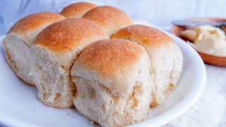 How to Make Vegan Dinner Rolls (Fluffy & Delicious!)