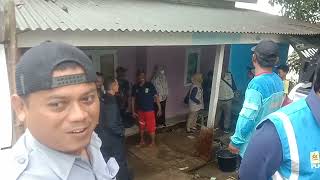 Tembus Jalur Banjir YBM PLN UP3 KARAWANG DAN UID Kirim Bantuan Korban Banjir @PTPLNPersero