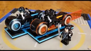 Tron Light Cycles by The Montreal Lego Maniac - unboxing, speed build & review