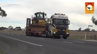 Rigs from around South Australia - Oversize B double Australian trucks - OzOutback truckers