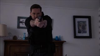 Chicago PD Season 3 Episode 11 - Jay saves Erin