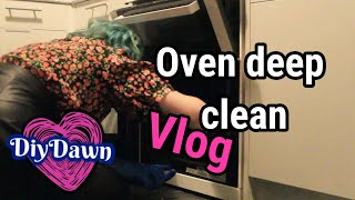 Deep cleaning the Oven | Vlog | DiyDawn