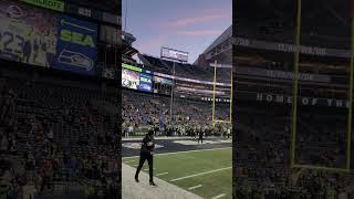 Tyler Lockett warmup catch Seahawks vs 49ers fieldpass