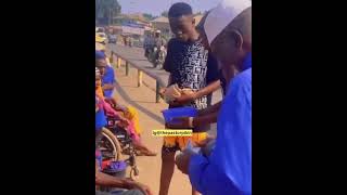 BEGGER gave money to PASTORPIKIN