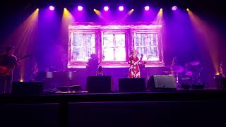 JEWEL HANDMADE HOLIDAY TOUR ALBANY NY PALACE THEATER 

CHRISTMAS