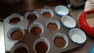 chocolate fudge cups and cakes pang negosyo