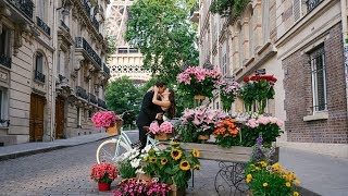 Surprise engagement proposal in Paris! - It can't get any more romantic than this