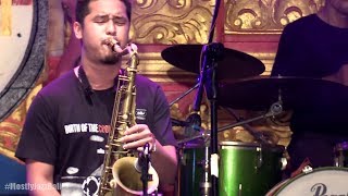 Mostly Jazz All Stars ft. Tompi - Lovely Day @ Sanur Village Festival 2017 [HD]